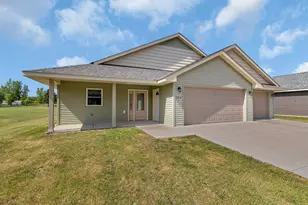 980 Acacia Dr S, Annandale, MN 55302 - Photo 1