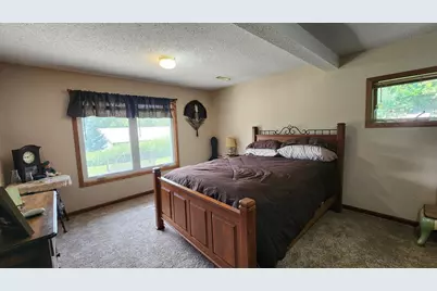 8325 Skunk Hollow Trail, Cannon Falls, MN 55009 - Photo 18