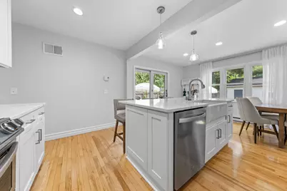 5701 Vincent Avenue S, Minneapolis, MN 55410 - Photo 8