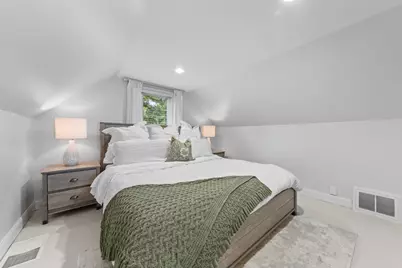 5701 Vincent Avenue S, Minneapolis, MN 55410 - Photo 14