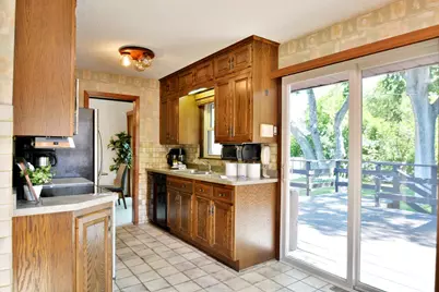5526 Unity Avenue N, Crystal, MN 55429 - Photo 4