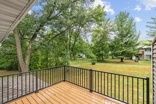 4135 Shirlee Ln S, Shoreview, MN 55126 - Photo 4