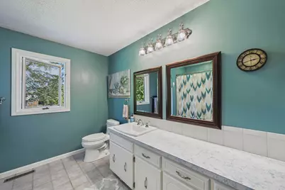 20290 Enfield Court N, Forest Lake, MN 55025 - Photo 18