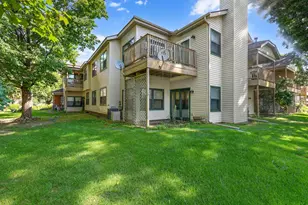 990 Kensington Trail, Eagan, MN 55123 - Photo 4