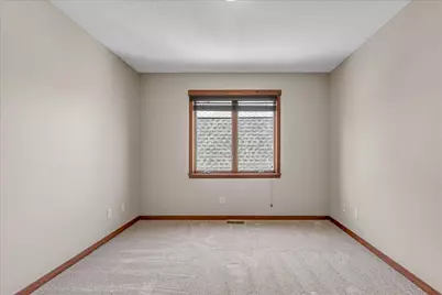 16931 E Lake Drive, Lakeville, MN 55044 - Photo 32
