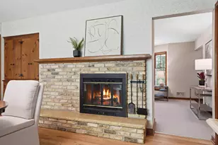 6930 Foxglove Cir, Excelsior, MN 55331 - Photo 8