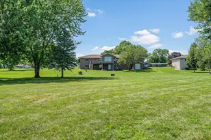 326 Fox Lake Ave, Sherburn, MN 56171 - Photo 22