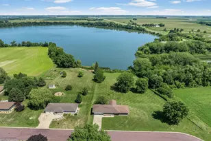 326 Fox Lake Ave, Sherburn, MN 56171 - Photo 54