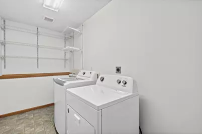 1911 Queens Drive, Woodbury, MN 55125 - Photo 28
