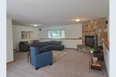 1911 Queens Drive, Woodbury, MN 55125 - Photo 24
