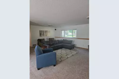 1911 Queens Drive, Woodbury, MN 55125 - Photo 26