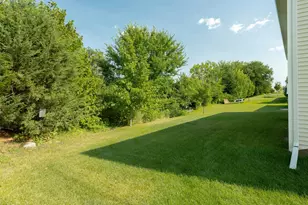 1237 Maple Ln, Carver, MN 55315 - Photo 4