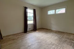 5902 St Albans St N, Shoreview, MN 55126 - Photo 6
