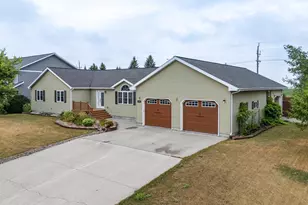 529 Cedar Ln, Crookston, MN 56716 - Photo 1