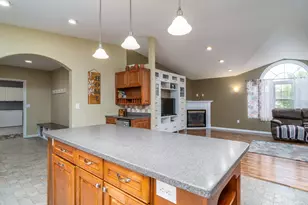 529 Cedar Ln, Crookston, MN 56716 - Photo 6