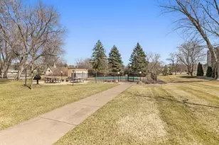 4045 Hodgson Rd, Shoreview, MN 55126 - Photo 24
