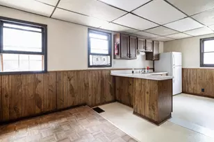568 Lawson Ave W, Saint Paul, MN 55117 - Photo 8