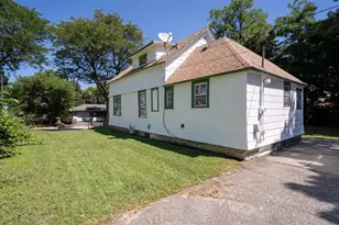 568 Lawson Ave W, Saint Paul, MN 55117 - Photo 24