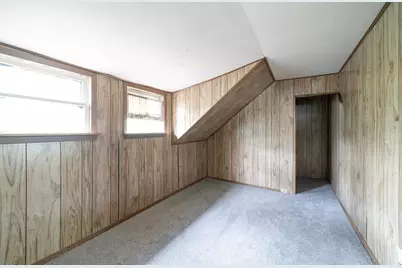 568 Lawson Avenue W, Saint Paul, MN 55117 - Photo 18
