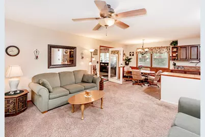 412 Water Street E, Cannon Falls, MN 55009 - Photo 4