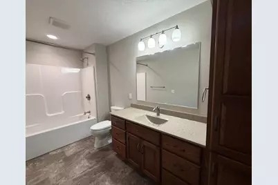 104 W Barck Avenue, Luverne, MN 56156 - Photo 14