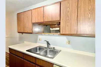 2129 49th Way E, Inver Grove Heights, MN 55077 - Photo 6