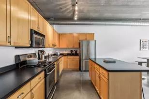710 N 4th St, Minneapolis, MN 55401 - Photo 14