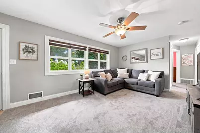 1587 Sextant Avenue E, Maplewood, MN 55109 - Photo 6