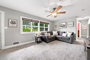 1587 Sextant Ave E, Maplewood, MN 55109 - Photo 6