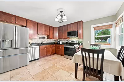 1587 Sextant Avenue E, Maplewood, MN 55109 - Photo 12