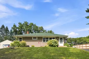 1587 Sextant Ave E, Maplewood, MN 55109 - Photo 2