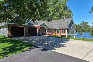 1301 Geneva Dr, Alexandria, MN 56308 - Photo 1