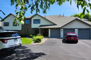 7244 Hunters Run, Eden Prairie, MN 55346 - Photo 1