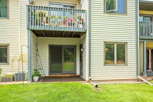 7244 Hunters Run, Eden Prairie, MN 55346 - Photo 44