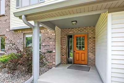 7244 Hunters Run #21D, Eden Prairie, MN 55346 - Photo 4