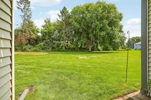 7244 Hunters Run, Eden Prairie, MN 55346 - Photo 46