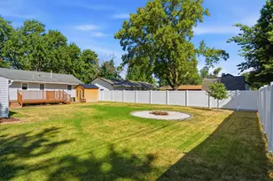 9442 Saratoga Ln N, Maple Grove, MN 55369 - Photo 12