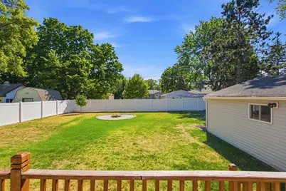 9442 Saratoga Lane N, Maple Grove, MN 55369 - Photo 8