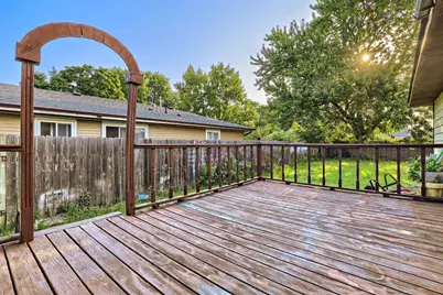 978 Western Avenue N, Saint Paul, MN 55117 - Photo 10