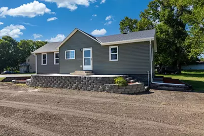 37524 County Road 15, Saint Peter, MN 56082 - Photo 2
