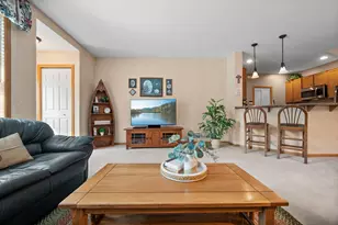 15030 Dunwood Trail, Apple Valley, MN 55124 - Photo 8