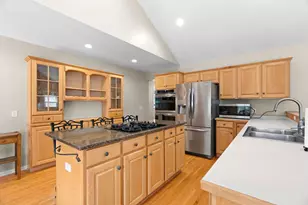3213 County Road 101 S, Minnetonka, MN 55391 - Photo 16