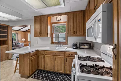 3637 Orchard Avenue N, Robbinsdale, MN 55422 - Photo 8