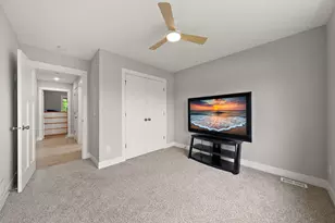 271 Eagle Ridge Dr, Roberts, WI 54023 - Photo 34
