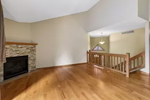 12526 Parkwood Dr, Burnsville, MN 55337 - Photo 10