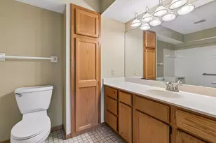 12526 Parkwood Dr, Burnsville, MN 55337 - Photo 24