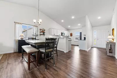 909 Emily Court NE, Montgomery, MN 56069 - Photo 16
