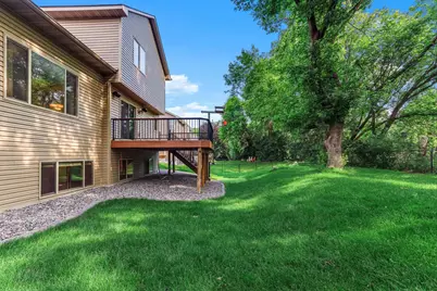 9918 Kiwi Avenue N, Brooklyn Park, MN 55443 - Photo 48