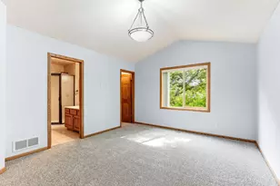 9918 Kiwi Ave N, Brooklyn Park, MN 55443 - Photo 26