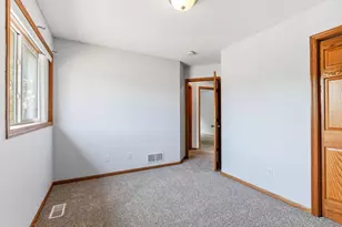 9918 Kiwi Ave N, Brooklyn Park, MN 55443 - Photo 24